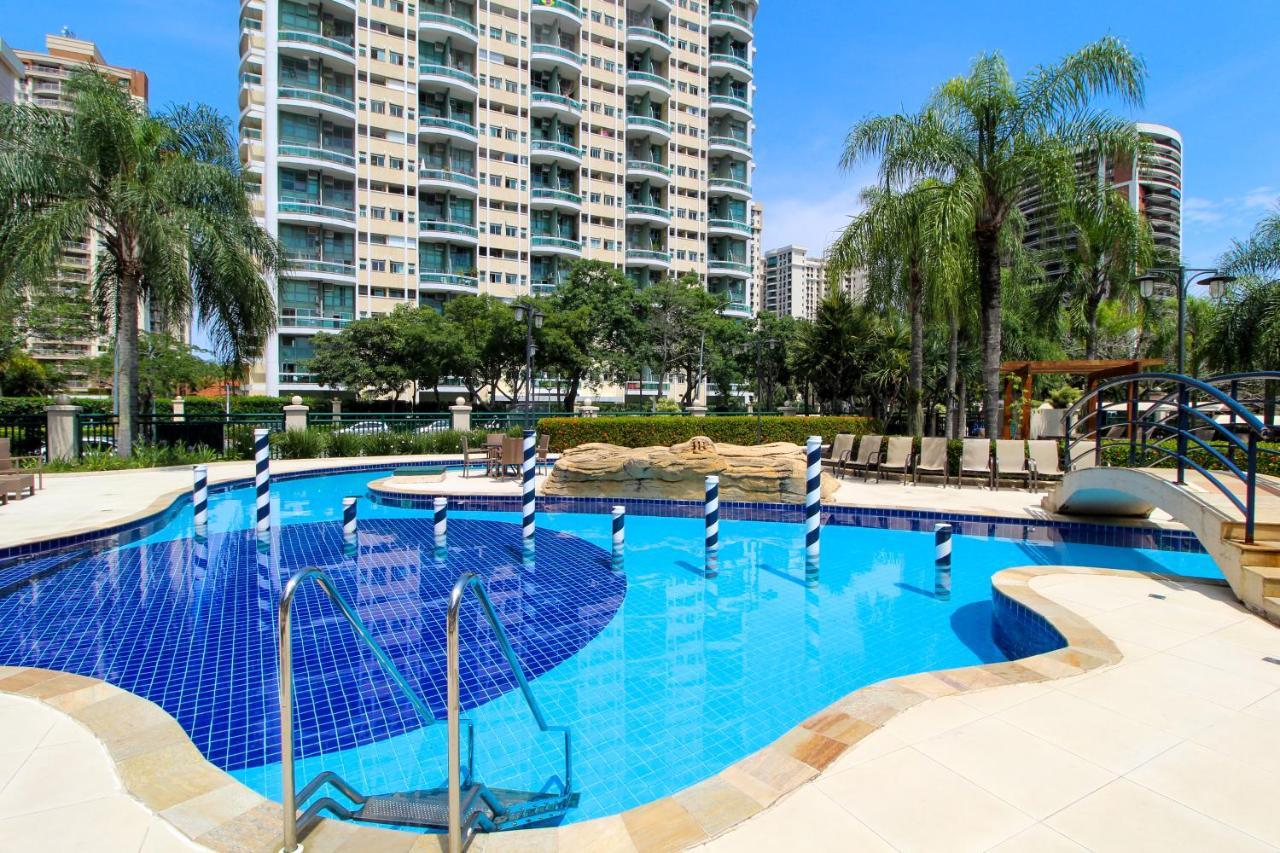 Barra Da Tijuca - 508 - De Frente Para Maravilhosa Piscina - Estacionamento Gratuito - Academia Comphania Atletica - Balsa Para Praia Gratis - Microondas - Geladeira Grande - Recepcao 24Horas - Wi-Fi - Com Pia ريو دي جانيرو المظهر الخارجي الصورة