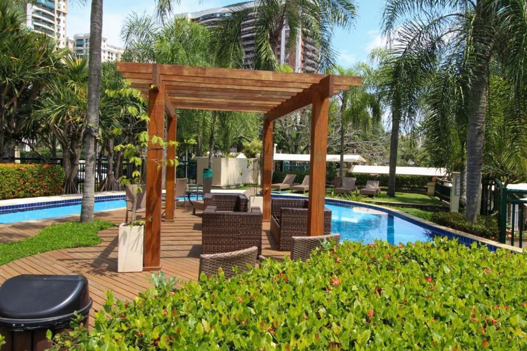 Barra Da Tijuca - 508 - De Frente Para Maravilhosa Piscina - Estacionamento Gratuito - Academia Comphania Atletica - Balsa Para Praia Gratis - Microondas - Geladeira Grande - Recepcao 24Horas - Wi-Fi - Com Pia ريو دي جانيرو المظهر الخارجي الصورة