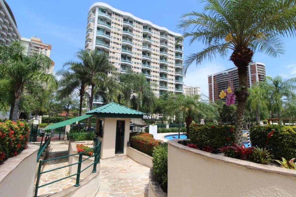 Barra Da Tijuca - 508 - De Frente Para Maravilhosa Piscina - Estacionamento Gratuito - Academia Comphania Atletica - Balsa Para Praia Gratis - Microondas - Geladeira Grande - Recepcao 24Horas - Wi-Fi - Com Pia ريو دي جانيرو المظهر الخارجي الصورة