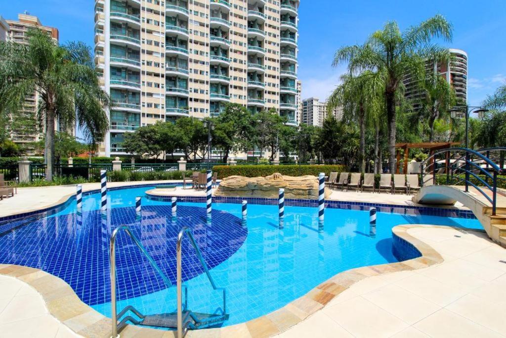 Barra Da Tijuca - 508 - De Frente Para Maravilhosa Piscina - Estacionamento Gratuito - Academia Comphania Atletica - Balsa Para Praia Gratis - Microondas - Geladeira Grande - Recepcao 24Horas - Wi-Fi - Com Pia ريو دي جانيرو المظهر الخارجي الصورة