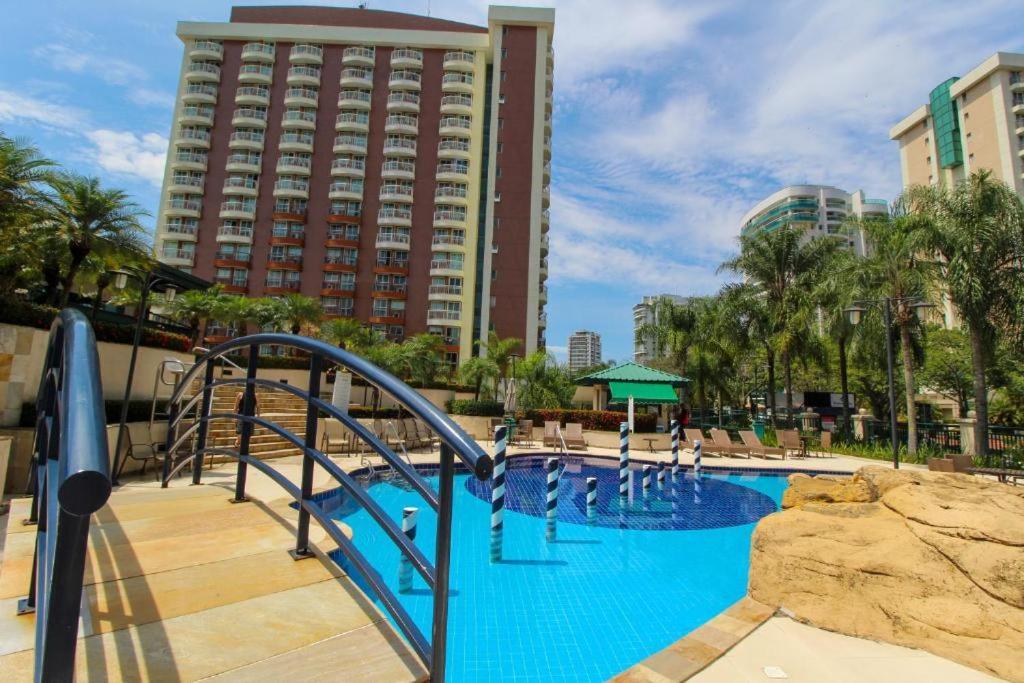 Barra Da Tijuca - 508 - De Frente Para Maravilhosa Piscina - Estacionamento Gratuito - Academia Comphania Atletica - Balsa Para Praia Gratis - Microondas - Geladeira Grande - Recepcao 24Horas - Wi-Fi - Com Pia ريو دي جانيرو المظهر الخارجي الصورة