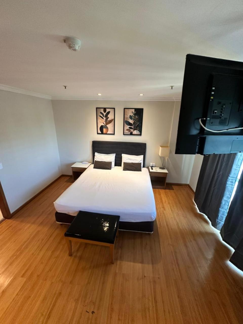 Barra Da Tijuca - 508 - De Frente Para Maravilhosa Piscina - Estacionamento Gratuito - Academia Comphania Atletica - Balsa Para Praia Gratis - Microondas - Geladeira Grande - Recepcao 24Horas - Wi-Fi - Com Pia ريو دي جانيرو المظهر الخارجي الصورة